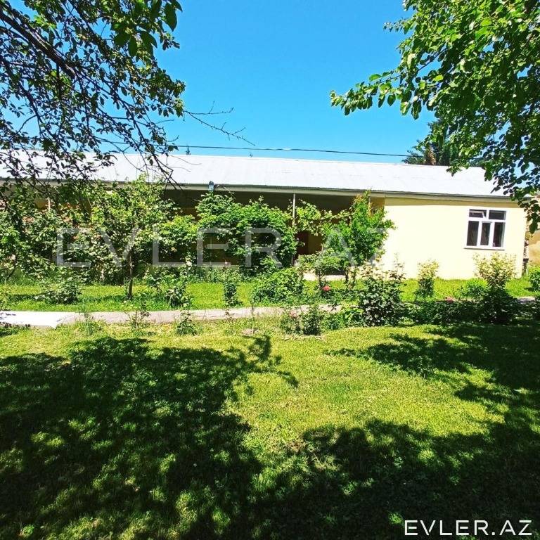 Satılır, həyət evi/villa