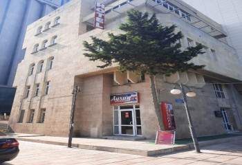 Satilir 1250 m2 obyekt Bakı Atatürk pr.