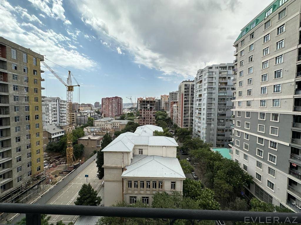 Satılır, yeni tikili