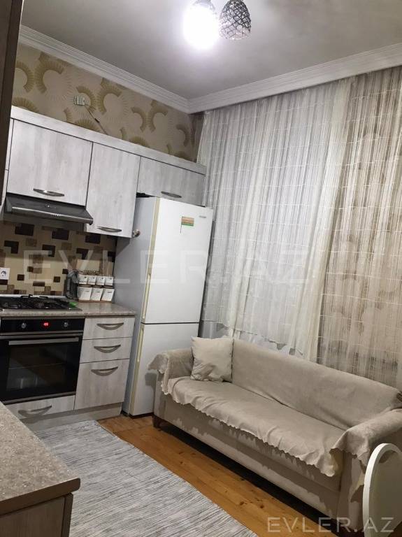 Satılır, yeni tikili