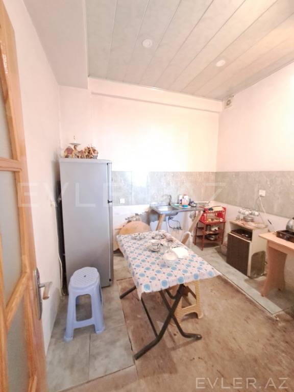 Satılır, yeni tikili