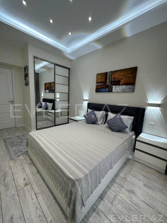 Satılır, yeni tikili