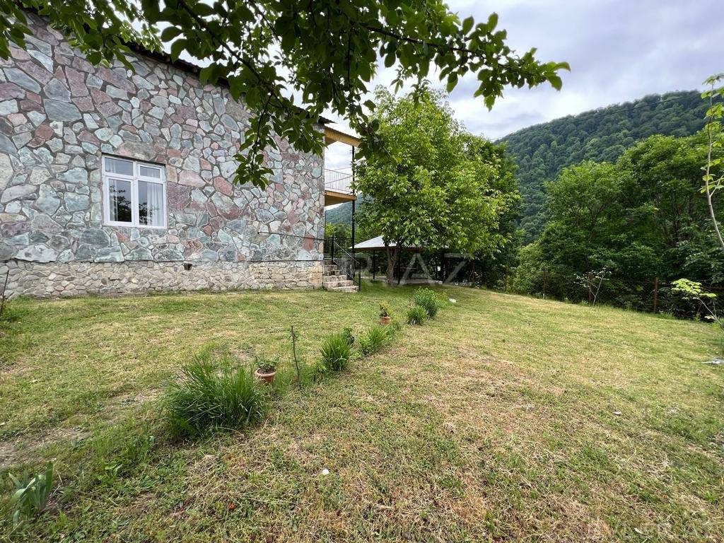 Günlük, bağ evi