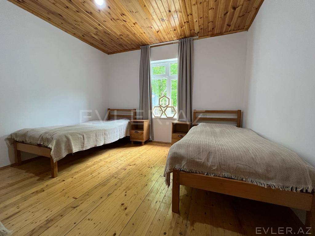 Günlük, bağ evi