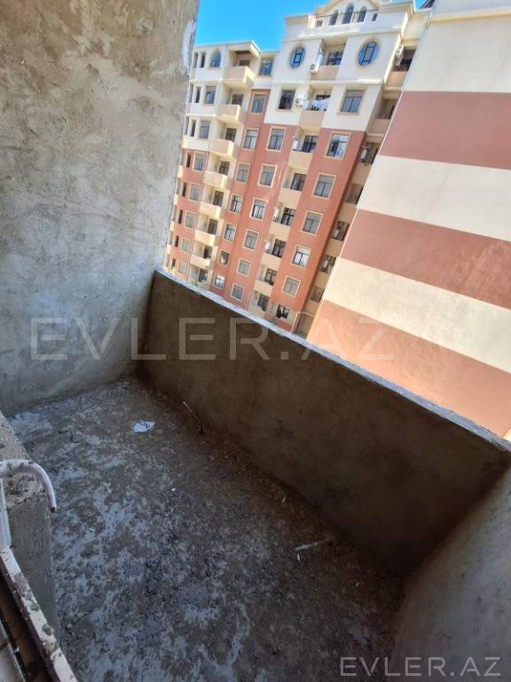 Satılır, yeni tikili