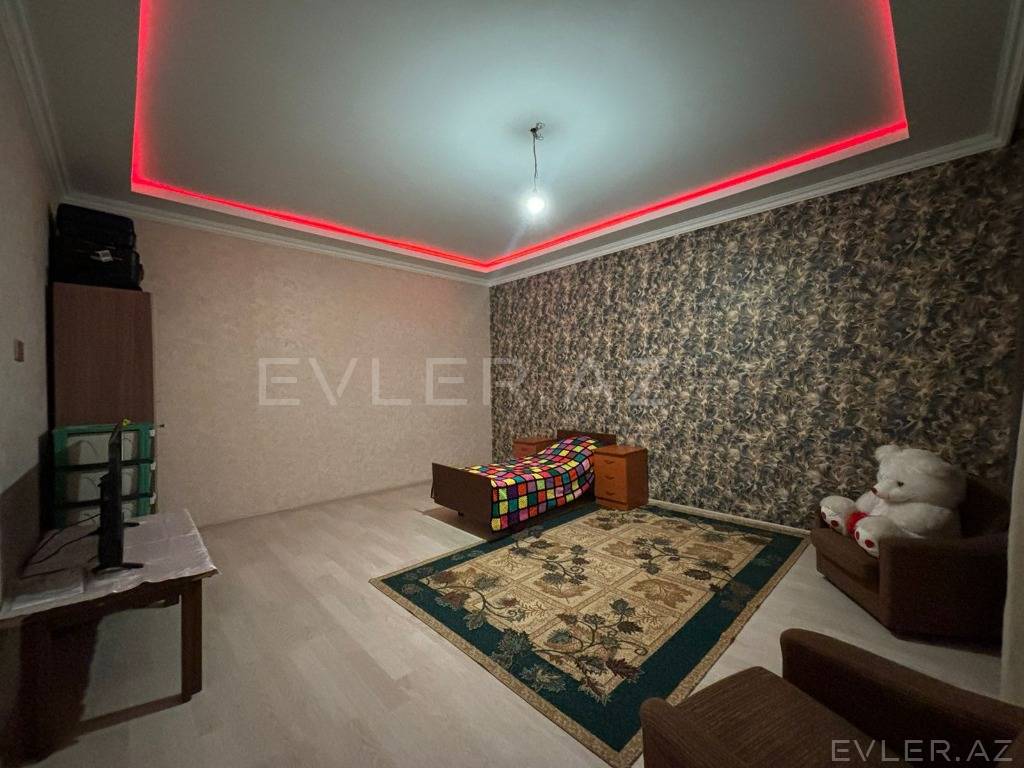 Satılır, həyət evi/villa