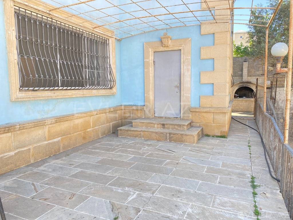 Satılır, bağ evi