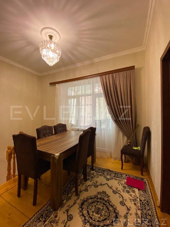 Satılır, həyət evi/villa