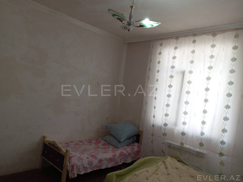 Satılır, həyət evi/villa