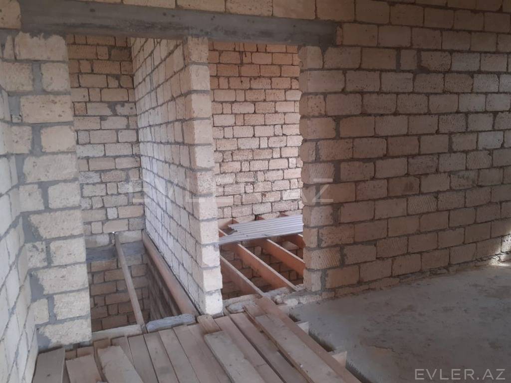 Satılır, həyət evi/villa