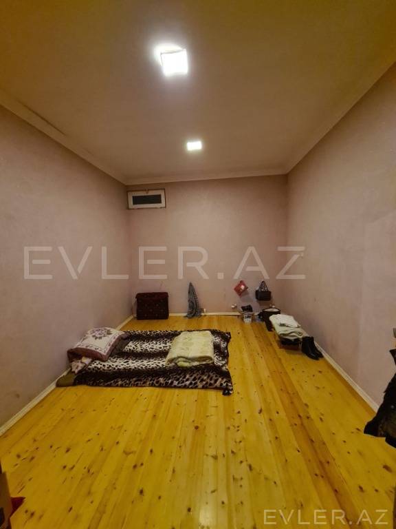 Satılır, həyət evi/villa