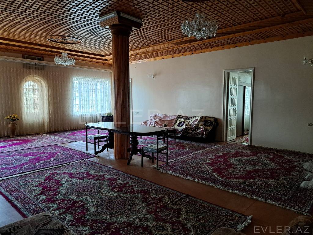 Satılır, həyət evi/villa