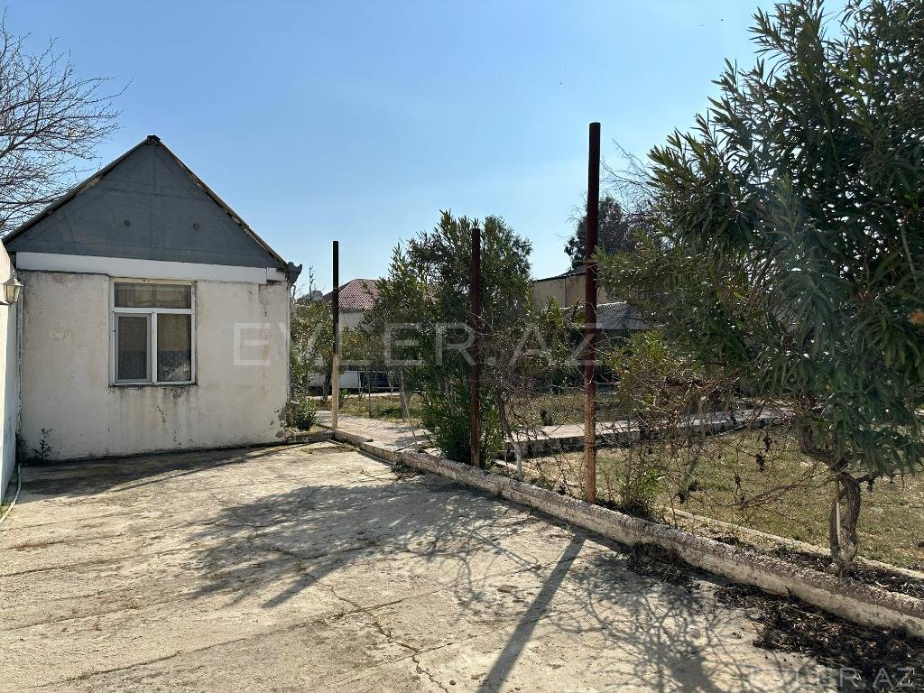 Satılır, bağ evi
