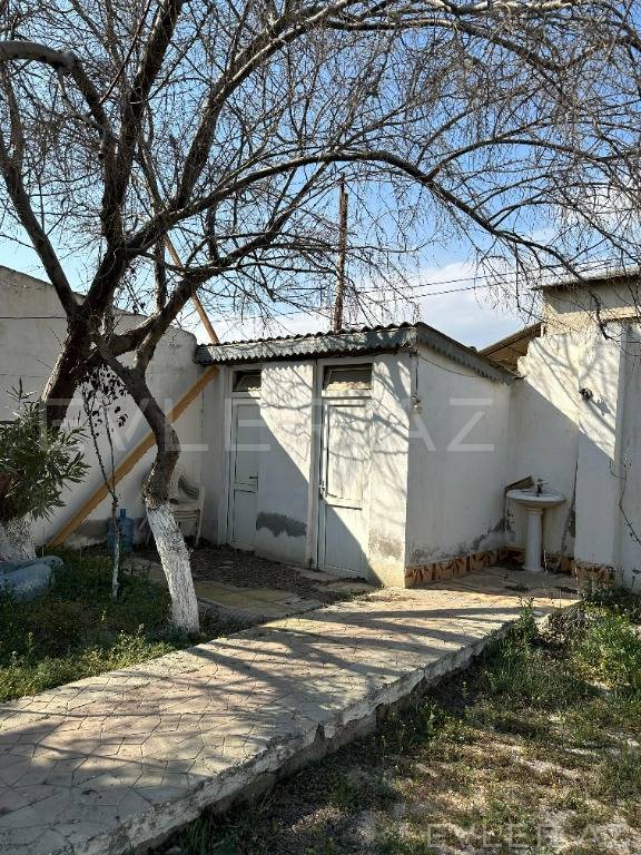 Satılır, bağ evi