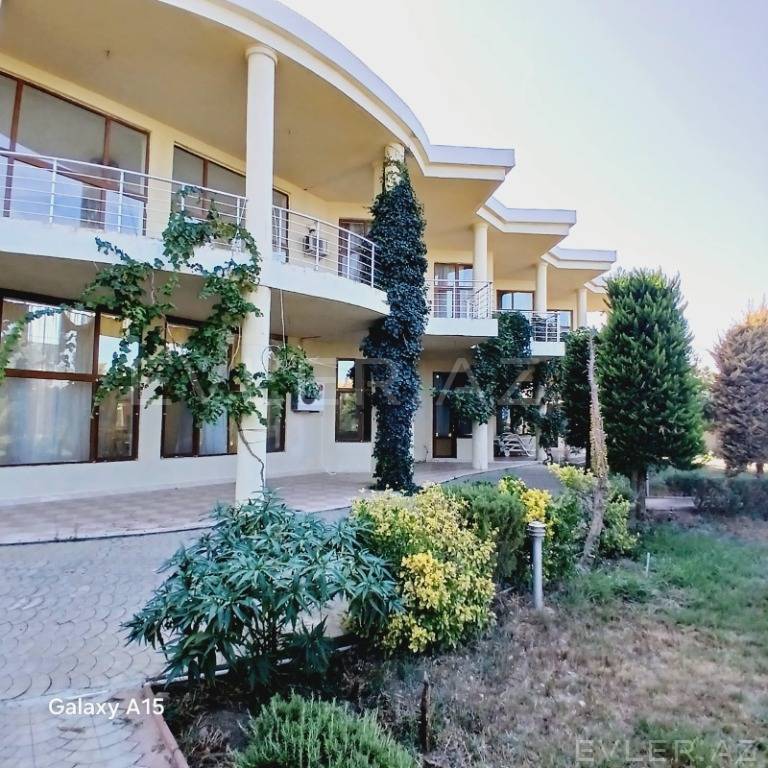 Satılır, həyət evi/villa