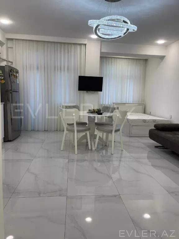 Satılır, yeni tikili