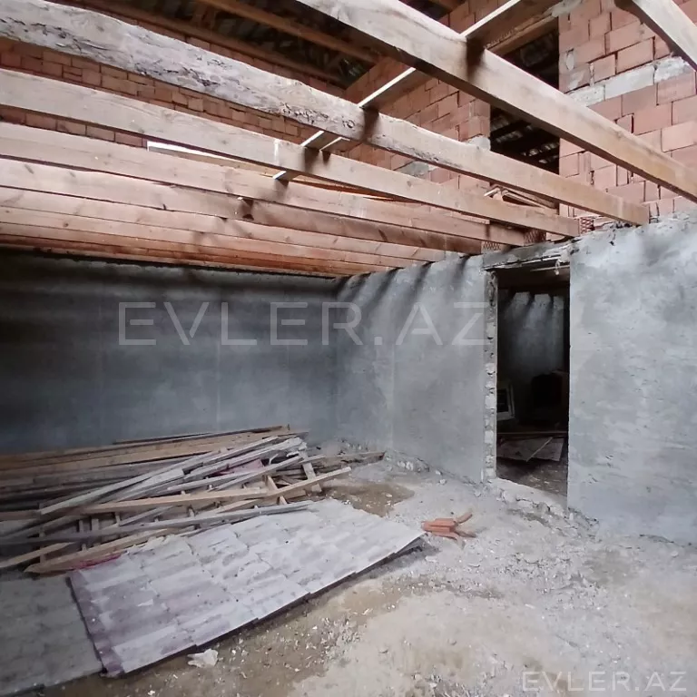 Satılır, həyət evi/villa