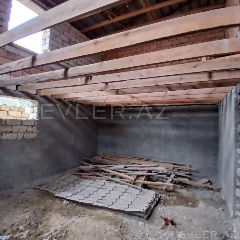 Satılır, həyət evi/villa