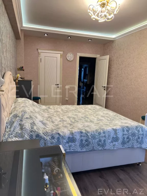 Satılır, yeni tikili