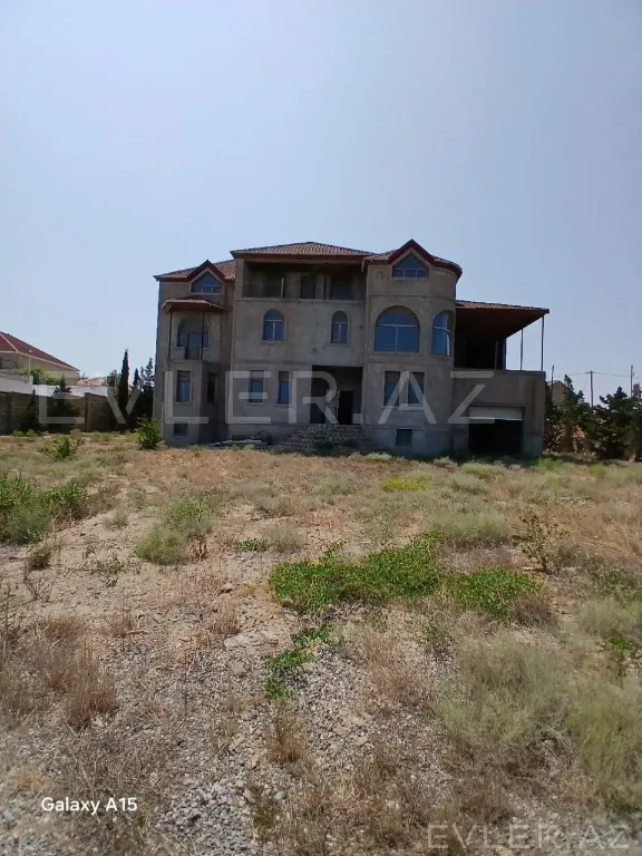 Satılır, həyət evi/villa