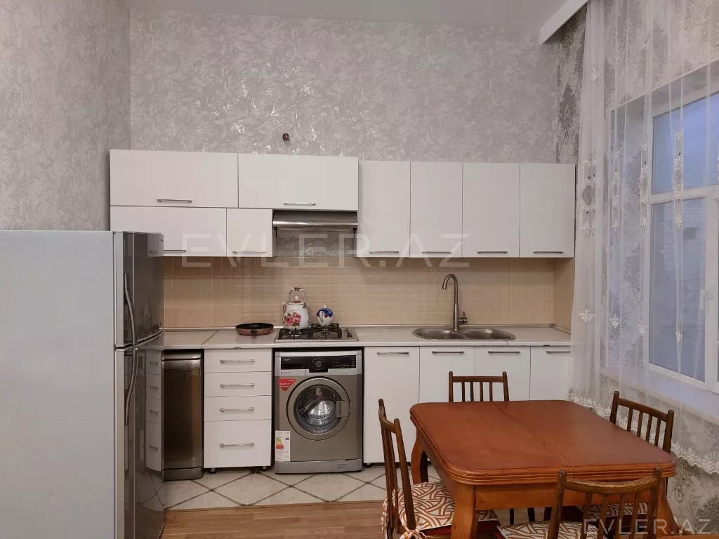 Aylıq, həyət evi/villa