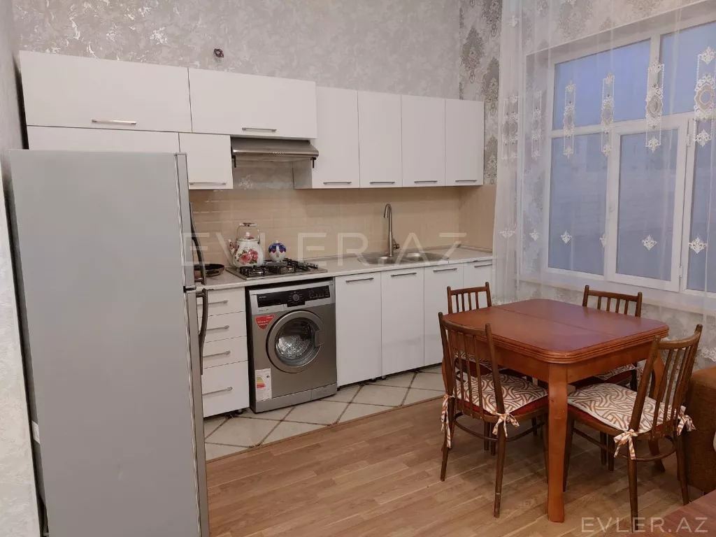 Aylıq, həyət evi/villa
