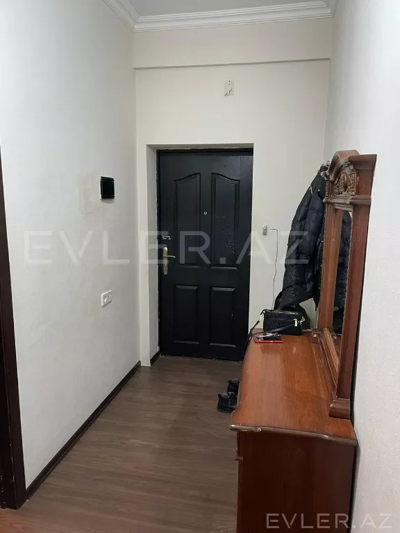 Satılır, yeni tikili