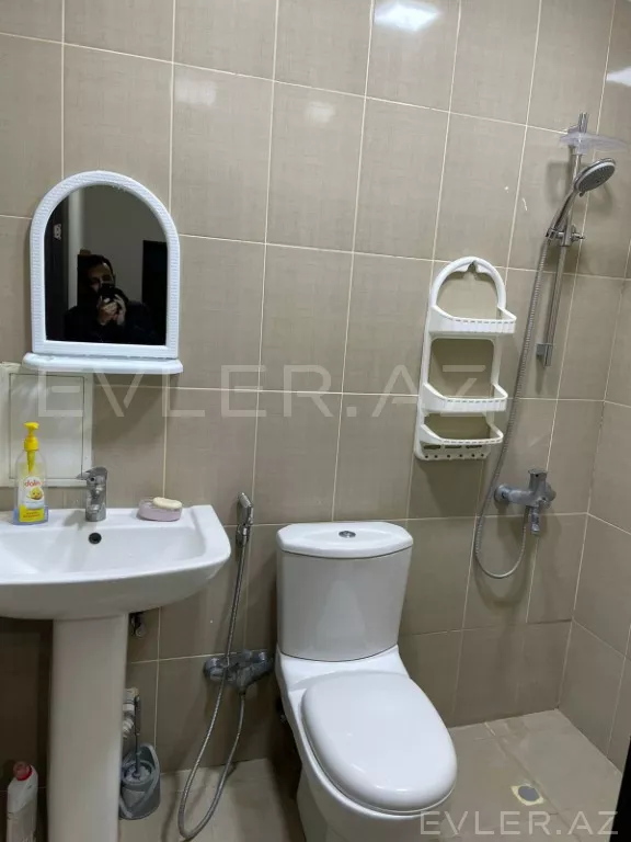 Satılır, yeni tikili