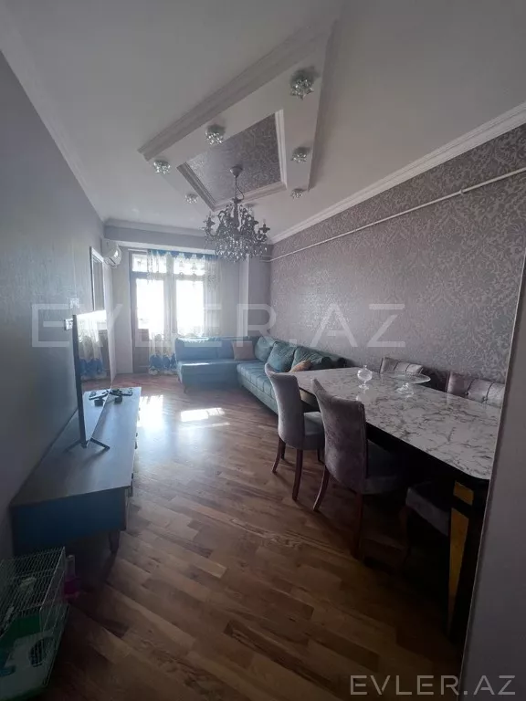 Satılır, yeni tikili