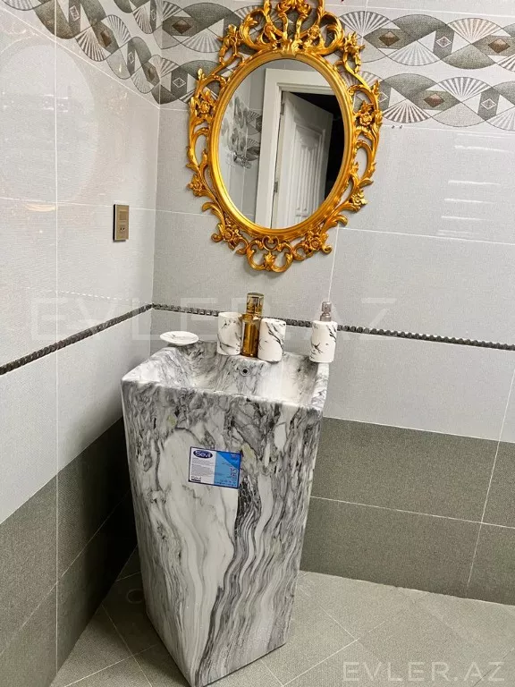 Satılır, yeni tikili