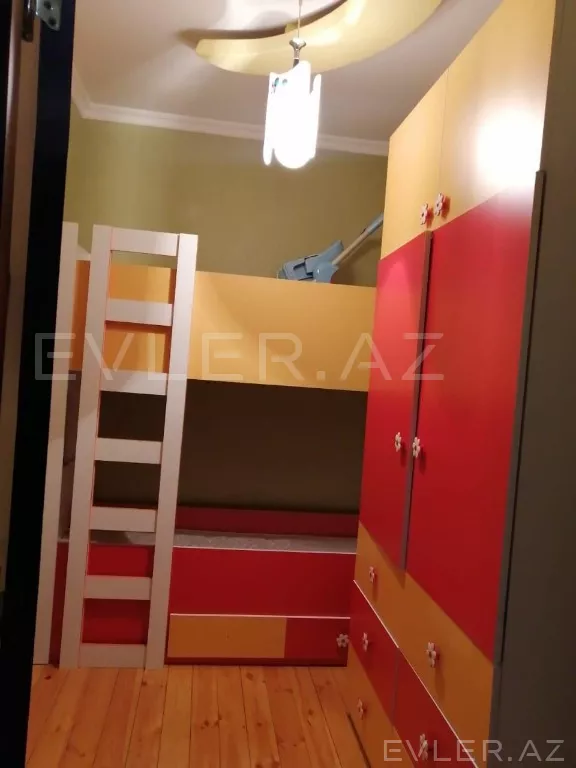 Satılır, yeni tikili