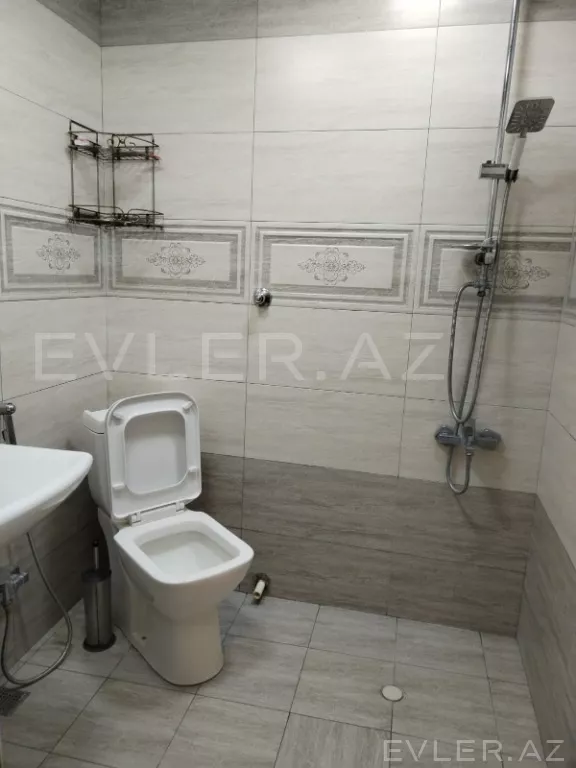 Satılır, yeni tikili