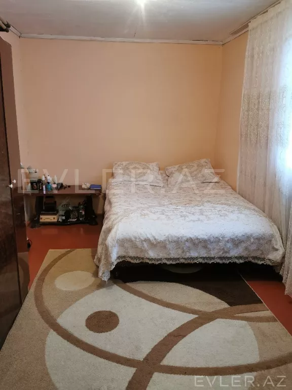 Satılır, həyət evi/villa
