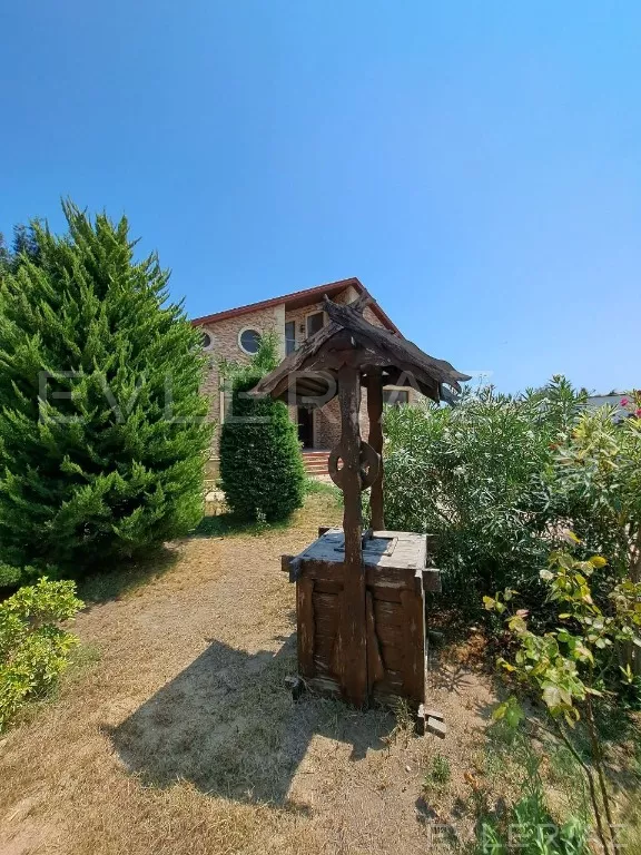 Satılır, bağ evi