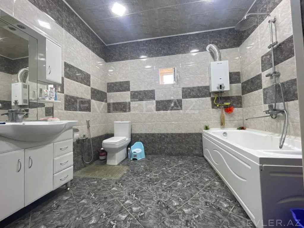 Satılır, bağ evi