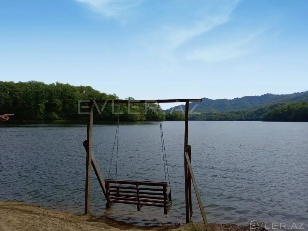 Günlük, bağ evi