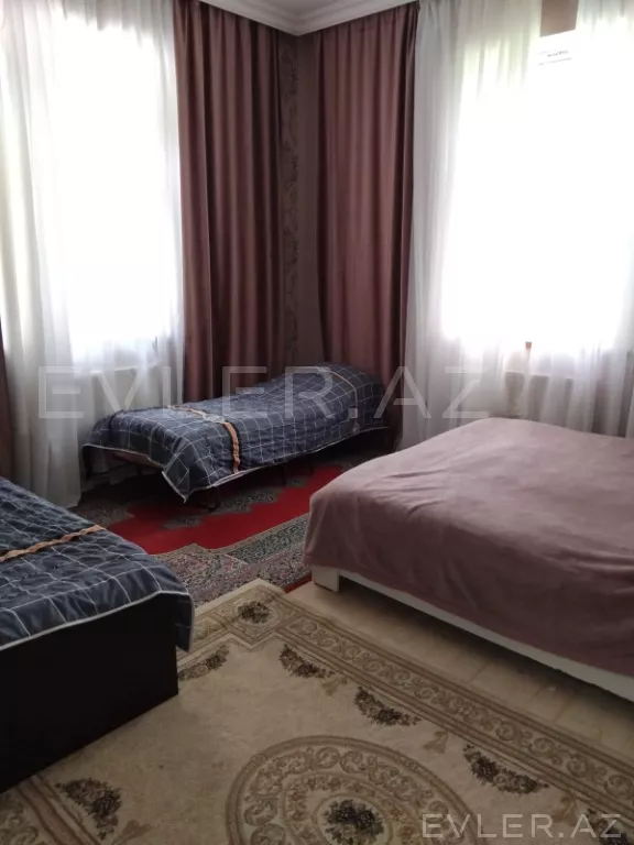 Günlük, həyət evi/villa