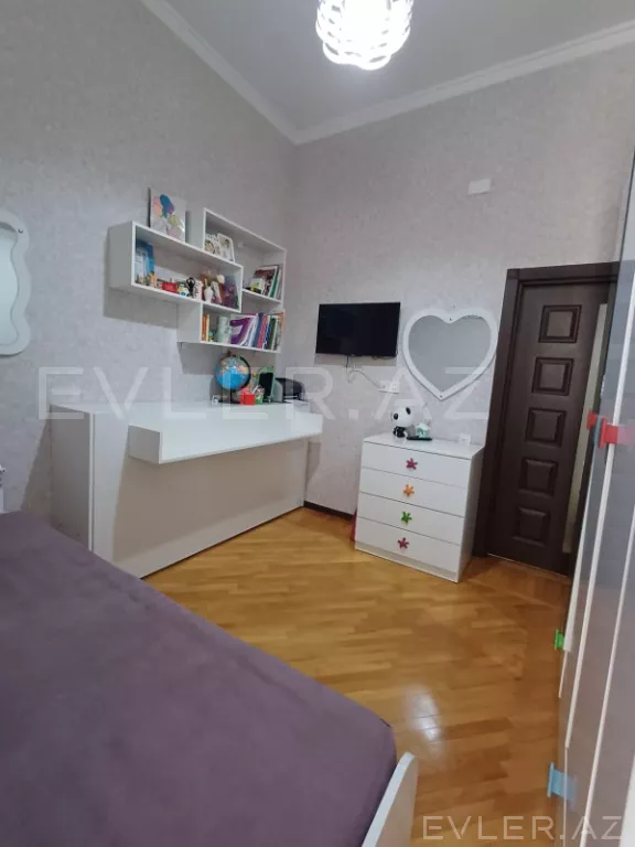Satılır, yeni tikili