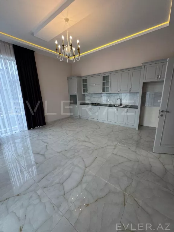 Satılır, həyət evi/villa