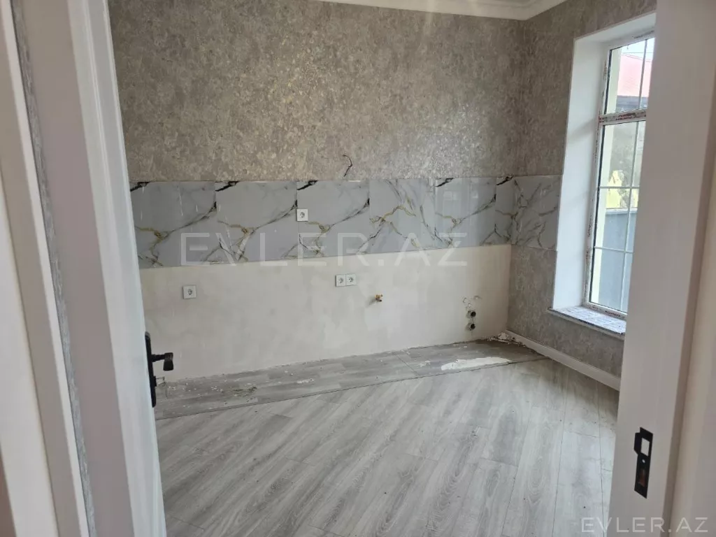 Satılır, həyət evi/villa