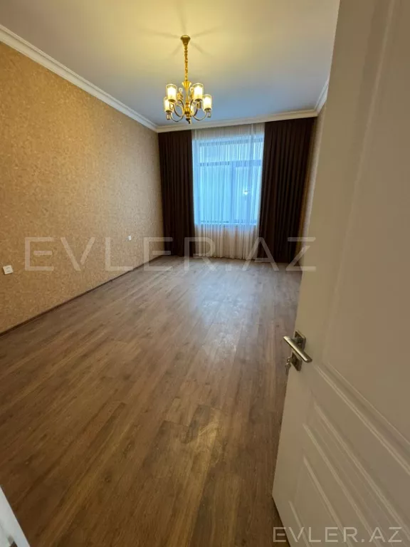 Satılır, həyət evi/villa