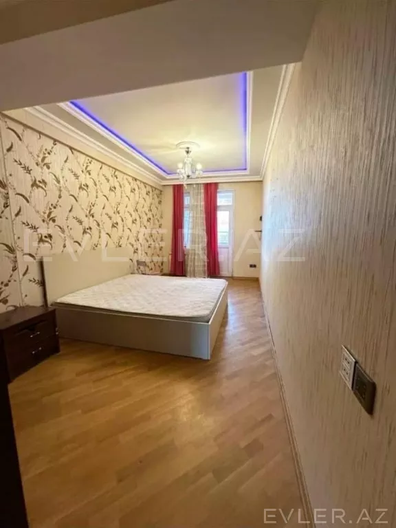 Satılır, yeni tikili
