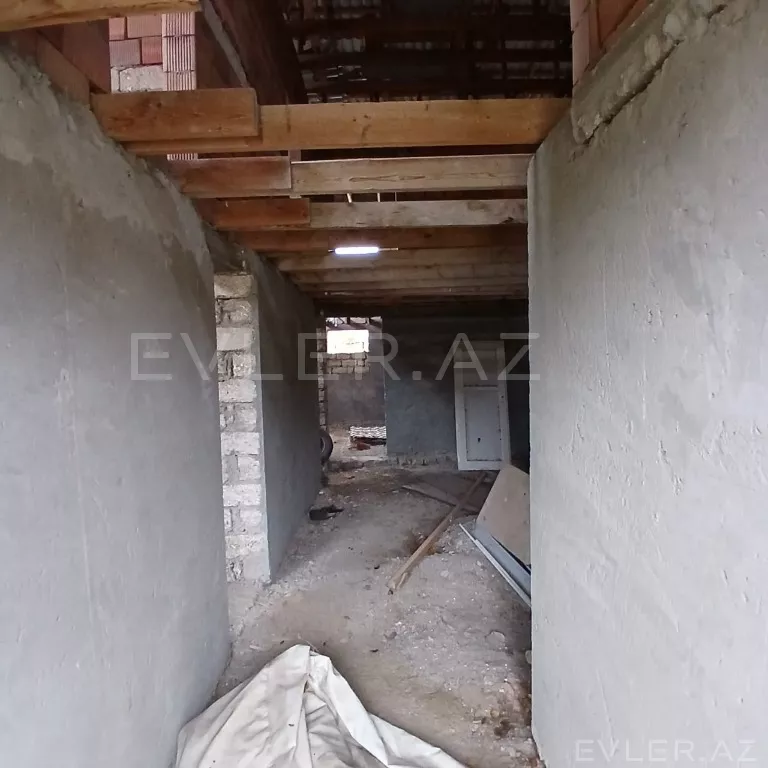 Satılır, həyət evi/villa