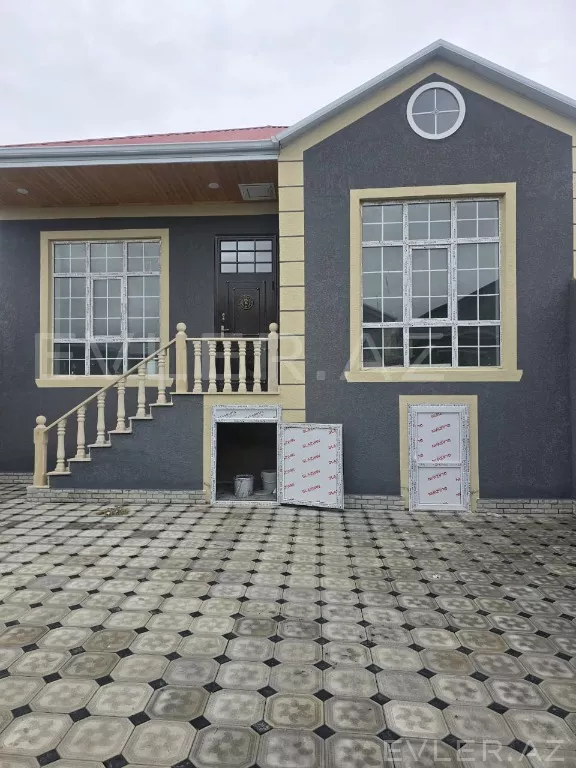 Satılır, həyət evi/villa