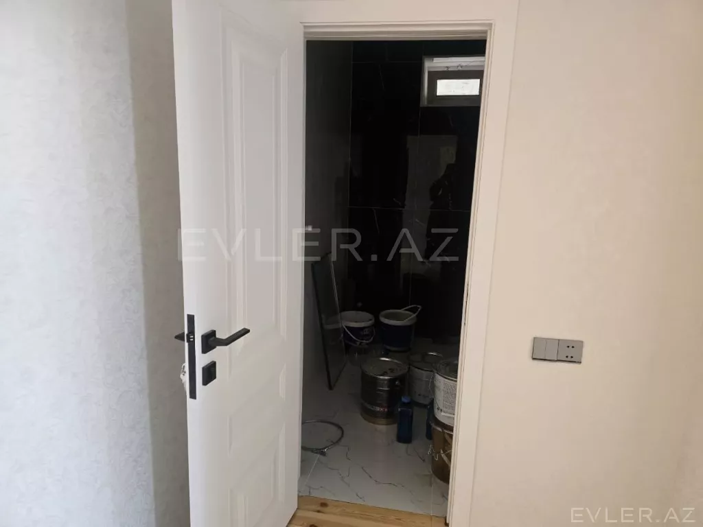 Satılır, həyət evi/villa