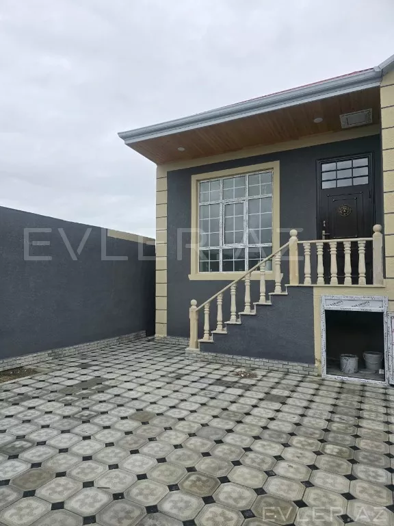Satılır, həyət evi/villa