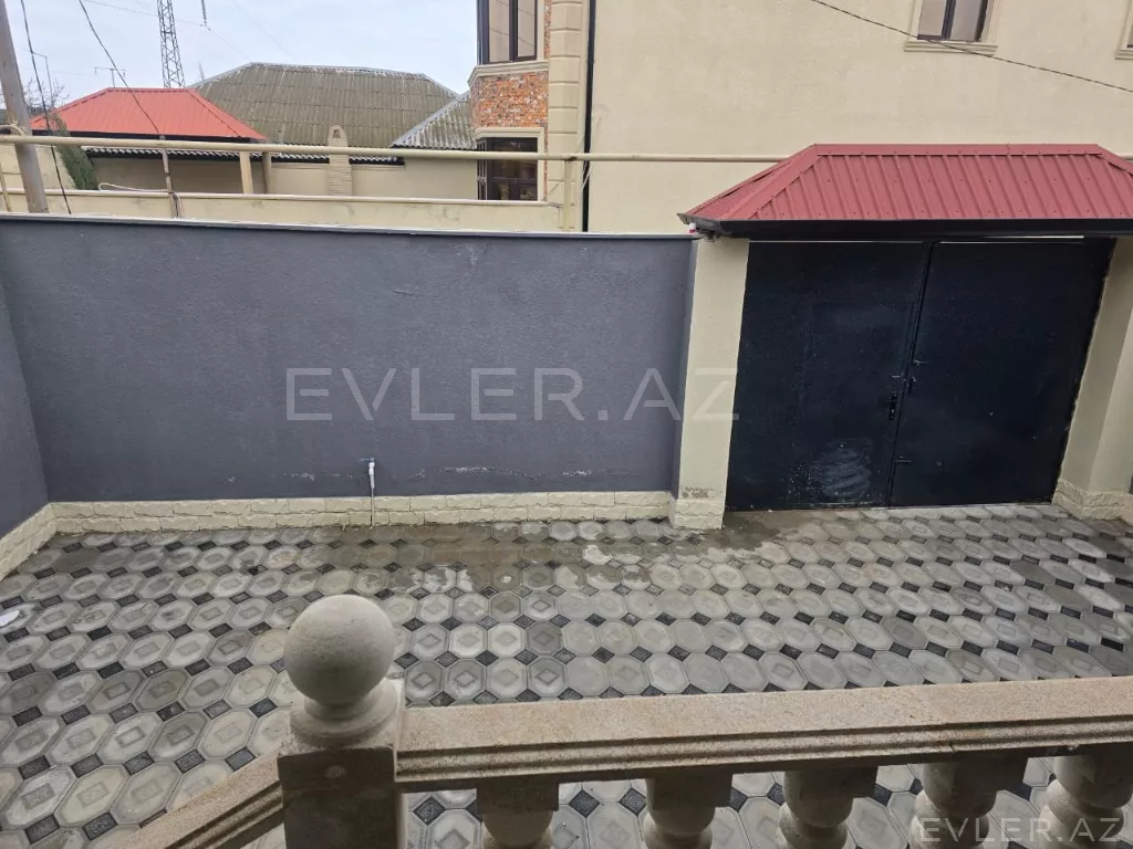 Satılır, həyət evi/villa