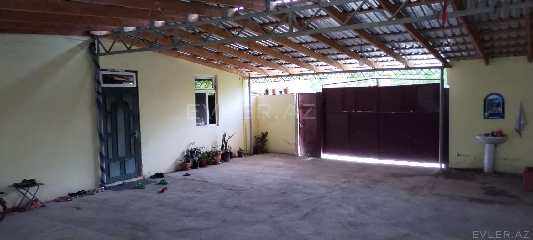 Satılır, həyət evi/villa