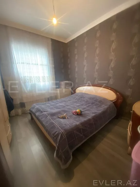 Satılır, həyət evi/villa