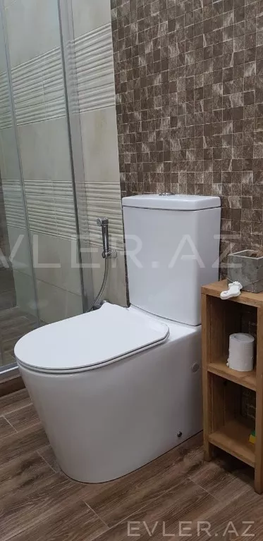 Satılır, həyət evi/villa